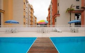 Apartamento Sun Way Ubatuba- com piscina, churrasqueira e play ground